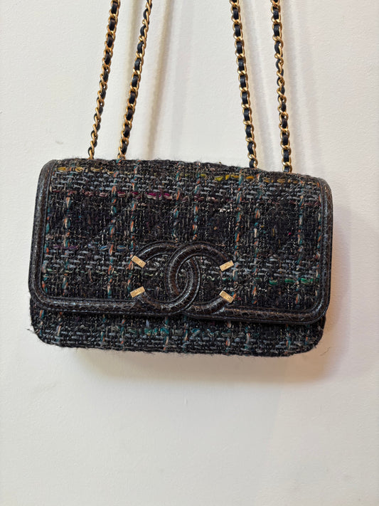 CHANEL CC Filigree Tweed + Python Shoulder Bag